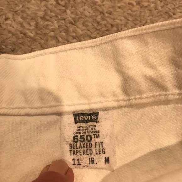 Levi’s White Jeans - Picture 4 of 4